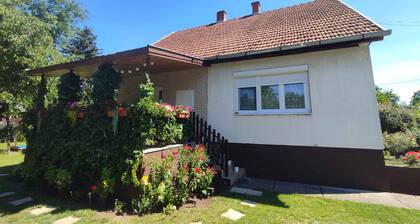 Holiday home in a quiet location with terrace