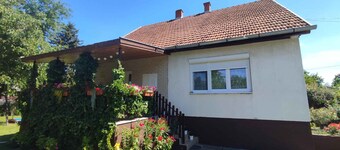 Ferienhaus in ruhiger Lage mit Terrasse