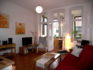 TV - 3-room apartment on the first OG. - Then, Villa "Goodewind" app. 5 (Heringsdorf)