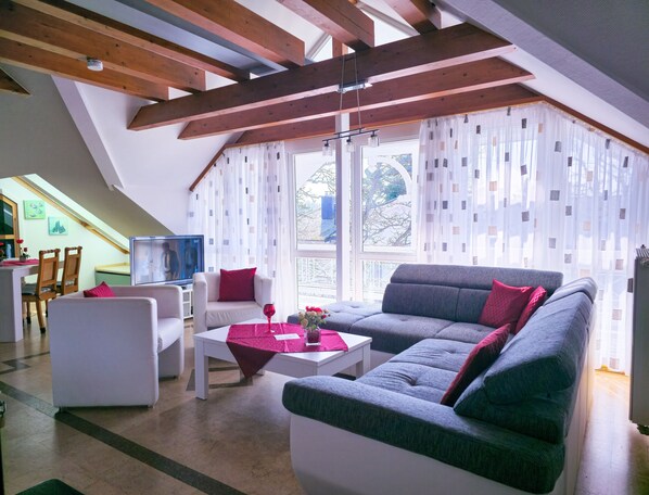 Unclassified image, 1 of 16, button