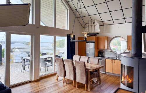 2 bedroom awesome home in Månsarp