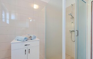 Shower - 4 bedroom amazing apartment in Cara (Cara)