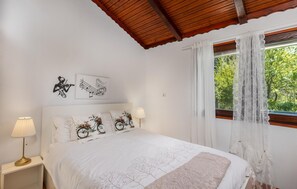 2 Schlafzimmer, Reisekinderbett, kostenloses WLAN, Bettwäsche