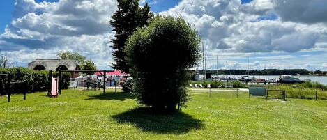 Overnatningsstedets område