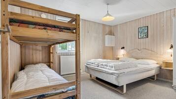 3 Schlafzimmer, Reisekinderbett, kostenloses WLAN