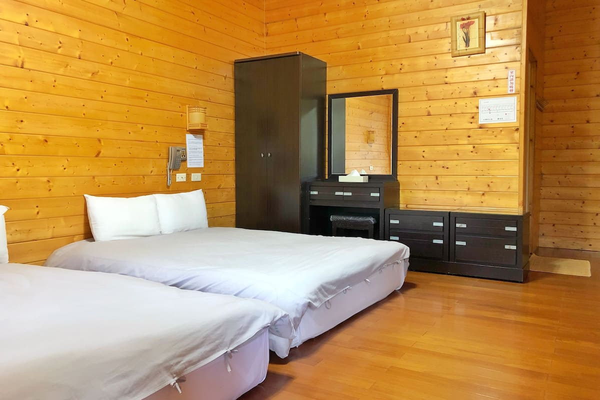 Basic Quadruple Room | Desk, blackout drapes, free WiFi, bed sheets