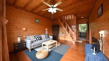 Loft familiare | Una scrivania, tende oscuranti, Wi-Fi gratuito, lenzuola