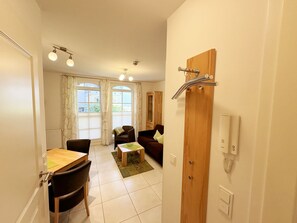 TV - Haus Meeresblick A 1.24 Ostseegold with balcony - F: Haus Meeresblick A 1.24 (Baabe)