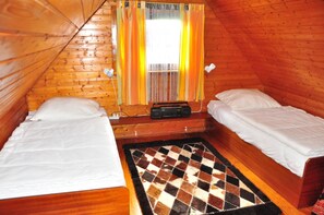 2 slaapkamers, reisbedje, wifi