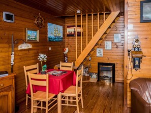Dining - Pirate house in the Deichoase - Pirate house (Friedrichskoog)
