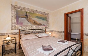 4 bedrooms, free WiFi, bed sheets