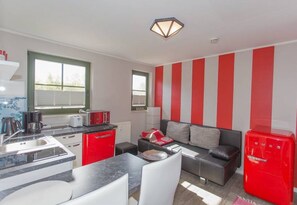 Fridge, microwave, dishwasher, highchair