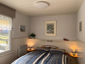 2 Schlafzimmer, Reisekinderbett, WLAN