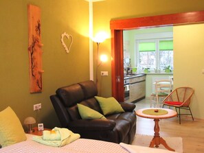 1 Schlafzimmer, Reisekinderbett, BettwÀsche