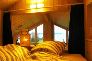 5 bedrooms, in-room safe, travel cot, WiFi - Vacation cottage Esbjerg, Germany (Quern)