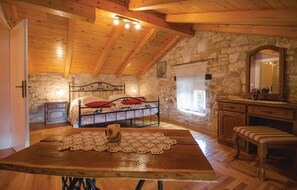 4 Schlafzimmer, Zimmersafe, Reisekinderbett, kostenloses WLAN