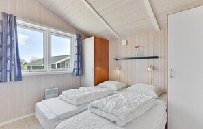 3 Schlafzimmer, Reisekinderbett, kostenloses WLAN