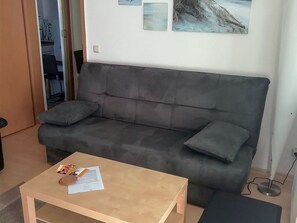 Unclassified image, 3 of 13, button