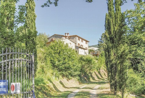 5 bedroom awesome home in Talla AR