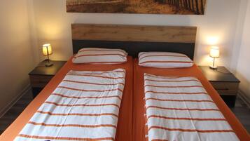 3 Schlafzimmer, Bügeleisen/Bügelbrett, Reisekinderbett, WLAN