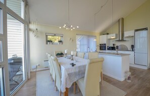 Dining - Awesome home in Ebeltoft with WiFi (Ebeltoft)