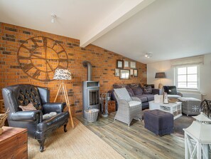 Unclassified image, 3 of 26, button