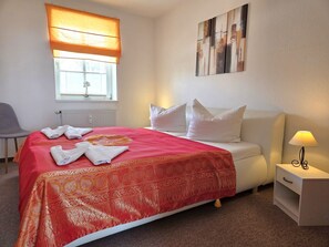 2 bedrooms, WiFi, bed sheets