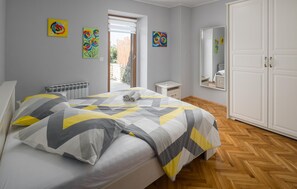 4 Schlafzimmer, kostenloses WLAN, Bettwäsche
