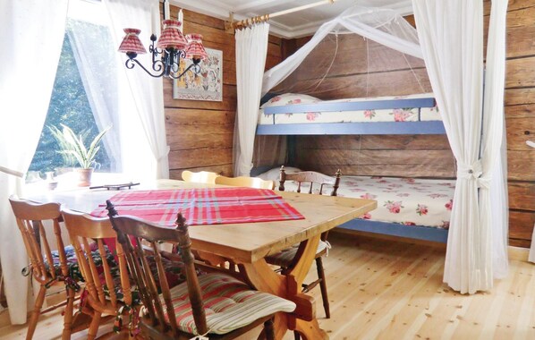 2 bedrooms, travel cot