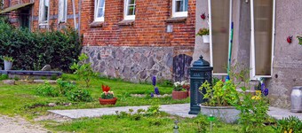 Apartment Glowworm - Apartment