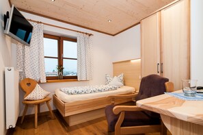 1 Schlafzimmer, Zimmersafe, WLAN, BettwÀsche