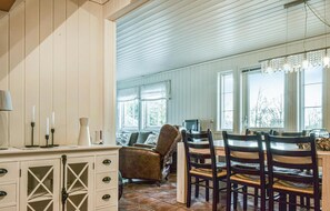 TV, peis og DVD-spiller