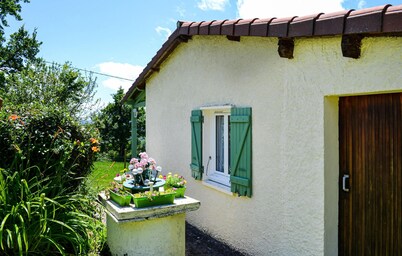 Nice home in St. Bressou with kitchen