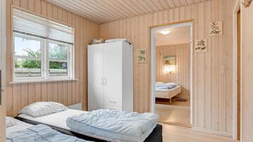 4 Schlafzimmer, Reisekinderbett, kostenloses WLAN
