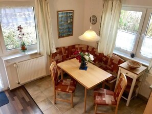 Dining - DHH Bernstein - DHH, Germany (Binz)
