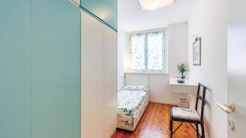 3 bedrooms, travel crib, free WiFi