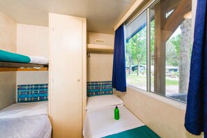 2 bedrooms, Internet