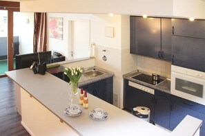 Fridge, microwave, oven, dishwasher