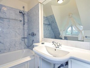 Shower, hair dryer, towels - Heidehaus from A&M - Heidehaus (Kampen (Sylt))
