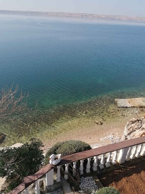 Beach nearby - Holiday apartment near the sea (Barić Draga)
