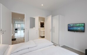 4 bedrooms, free WiFi