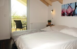 3 Schlafzimmer, Reisekinderbett, kostenloses WLAN, Bettwäsche