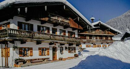 Standard Doppelzimmer (21m²) - Hotel & Restaurant Alpenrose Bayrischzell