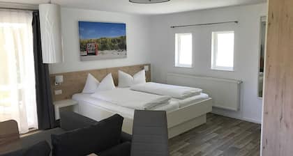 Wohnung 8 (1 Zimmer) - Meutzner Trassenheide, Villa Seute Deern