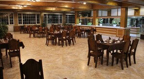 Breakfast area - New City Hotel (Baku)