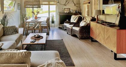Stunning home in Hjälteby with kitchen