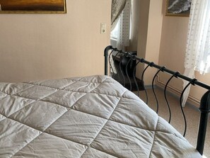 1 habitación y ropa de cama 