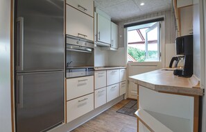 Kühlschrank, Herdplatte, Geschirrspüler