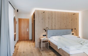 Unclassified image, 3 of 39, button - Alpenrose - Hotel - Apartments - Double room Zitterklapfen (Rehmen)