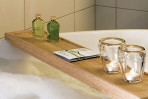 Unclassified image, 2 of 39, button - Alpenrose - Hotel - Apartments - Double room Zitterklapfen (Rehmen)